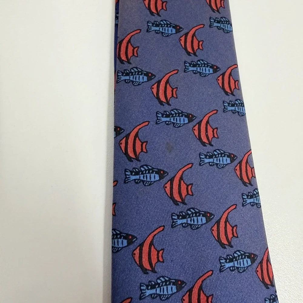 Hermes Men's Tie Fish Print Blue & Red Satin Silk 7336 EA 3.25